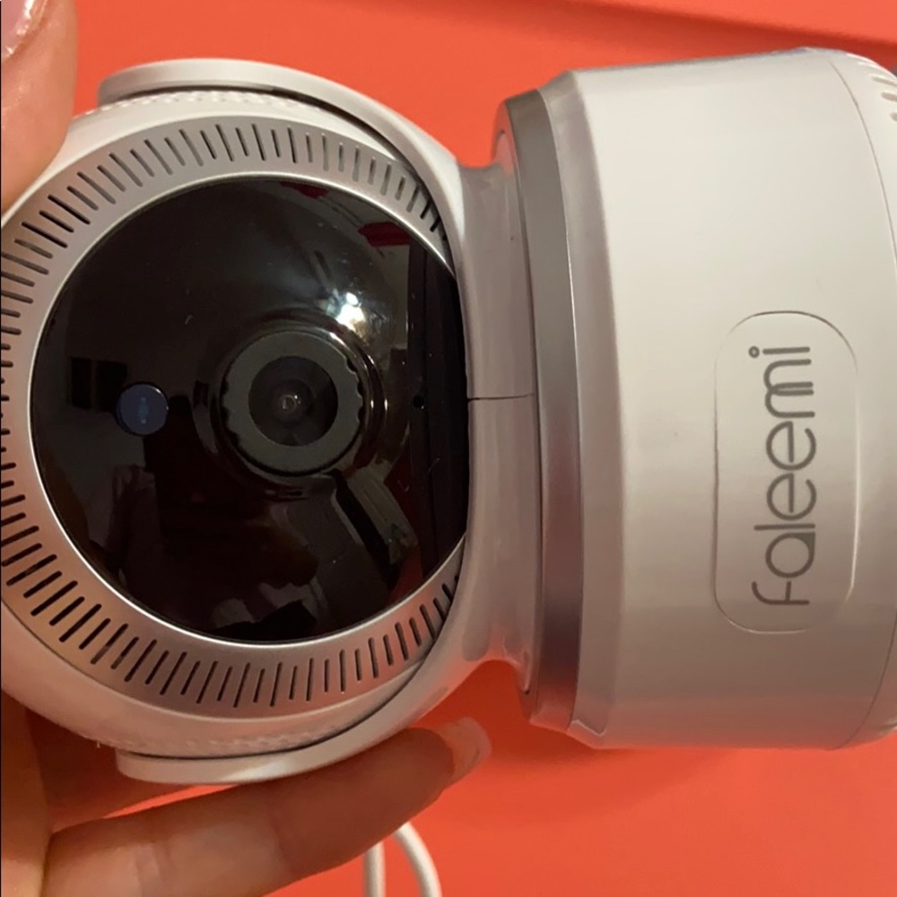 Security camera - Picture 4 of 4